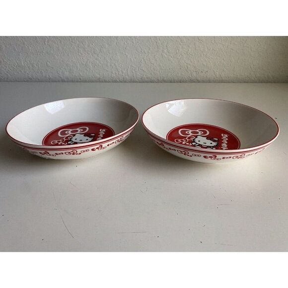 Set Of 2 Sanrio Hello Kitty 9" Ceramic Pasta Dinner Bowls Red Bows NEW - Picture 3 of 11